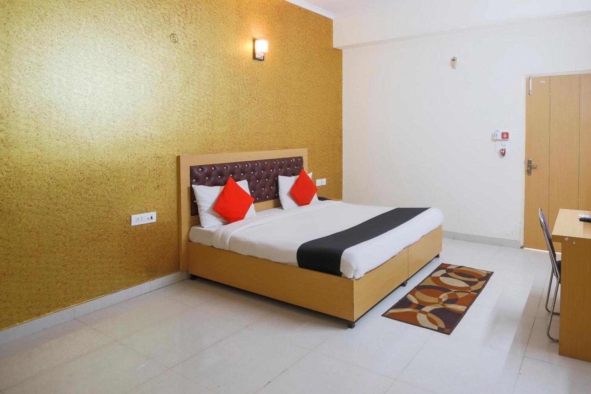 Diamond Imperial Otel Noida Dış mekan fotoğraf