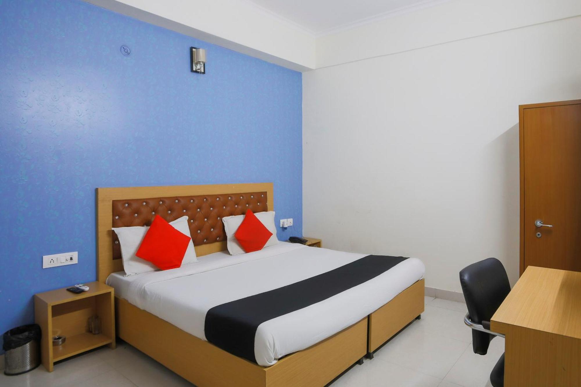 Diamond Imperial Otel Noida Dış mekan fotoğraf